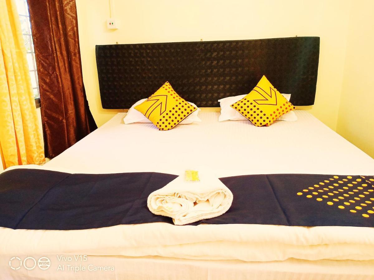 Hotel Executive Bongaigaon Esterno foto